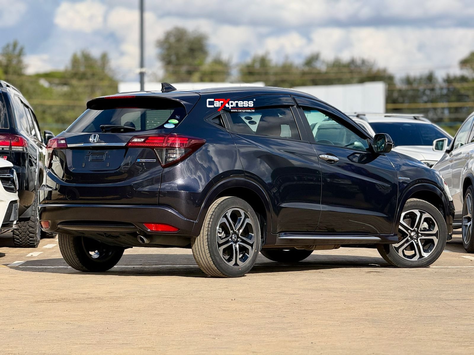 HONDA VEZEL HYBRID RU3 thumbnail 6
