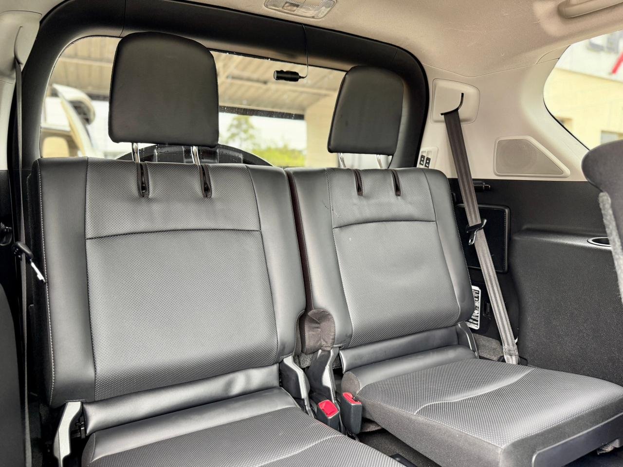 TOYOTA LANDCRUISER PRADO KAKADU thumbnail 18