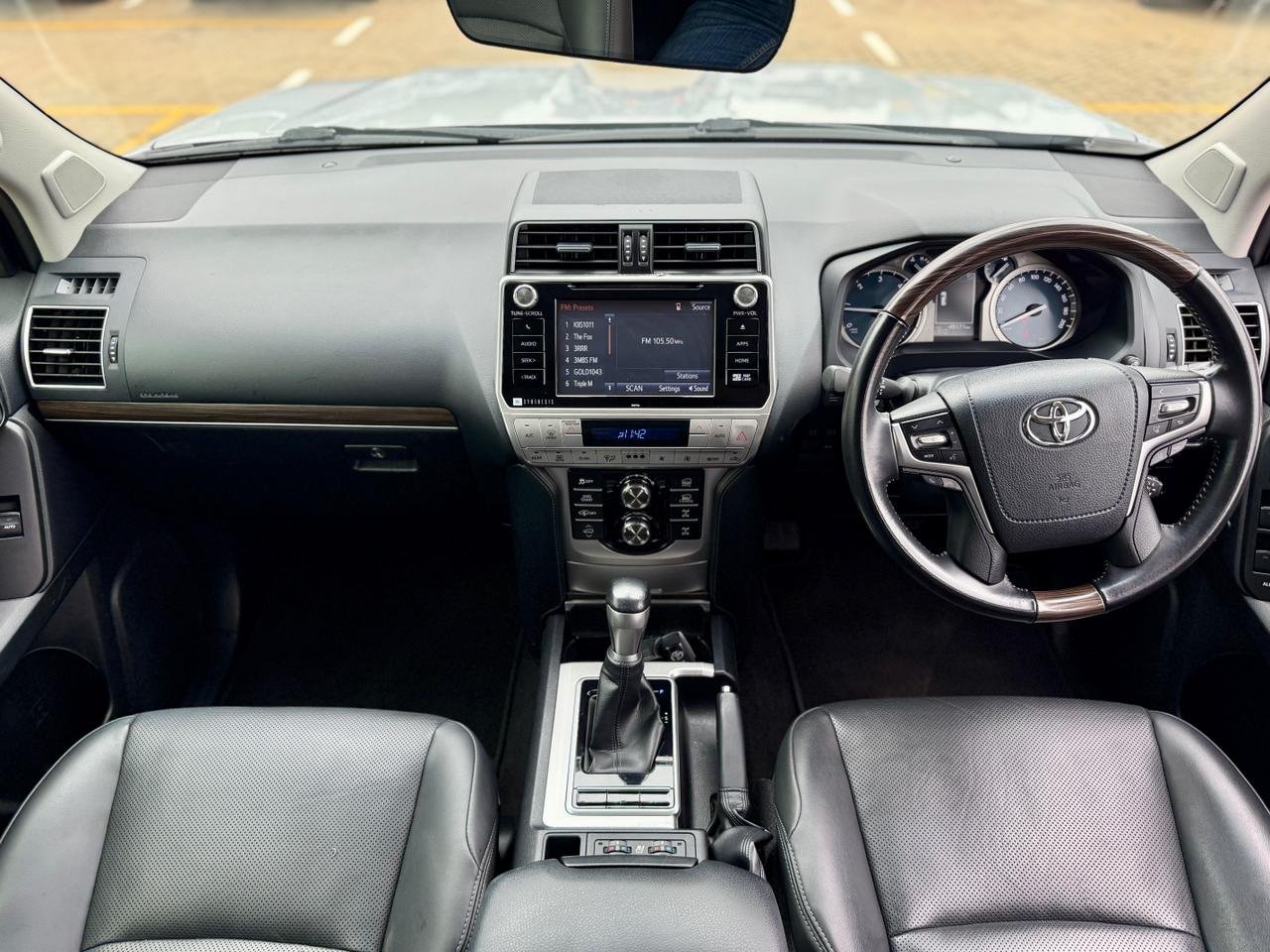 TOYOTA LANDCRUISER PRADO KAKADU thumbnail 9