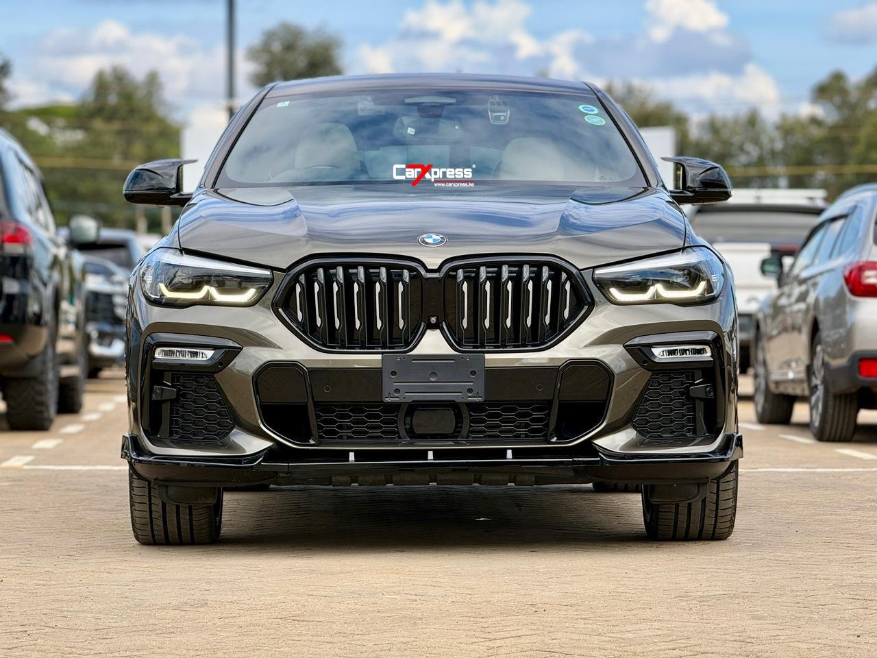 BMW X6 XDRIVE 35DM-SPORT INDIVIDUAL SPEC thumbnail 3