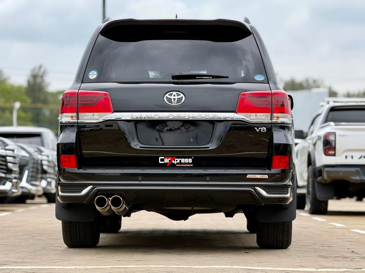 TOYOTA LANDCRUISER AXG 200 SERIES V8 thumbnail 4
