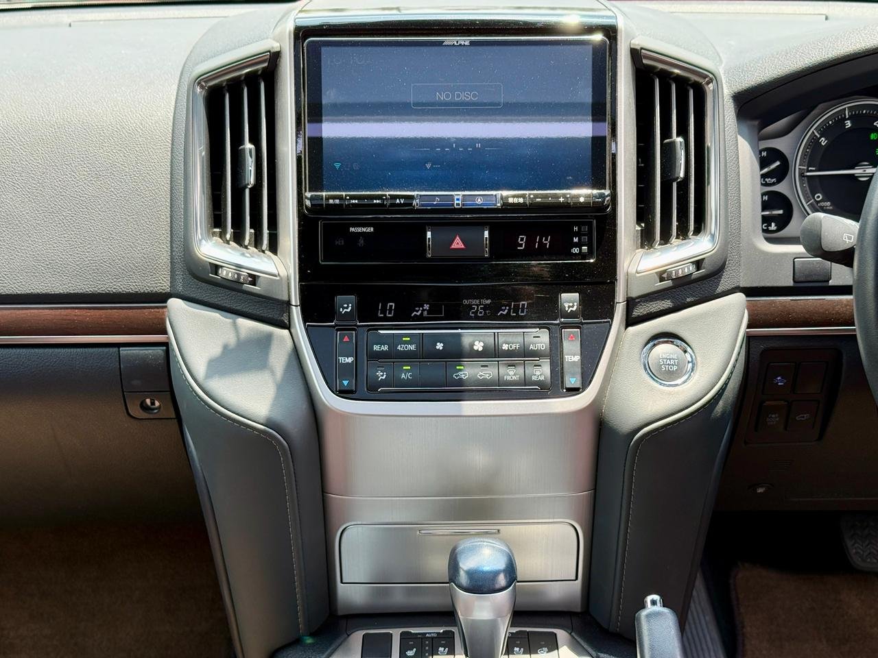 TOYOTA LAND CRUISER ZX WALD EDITION thumbnail 10