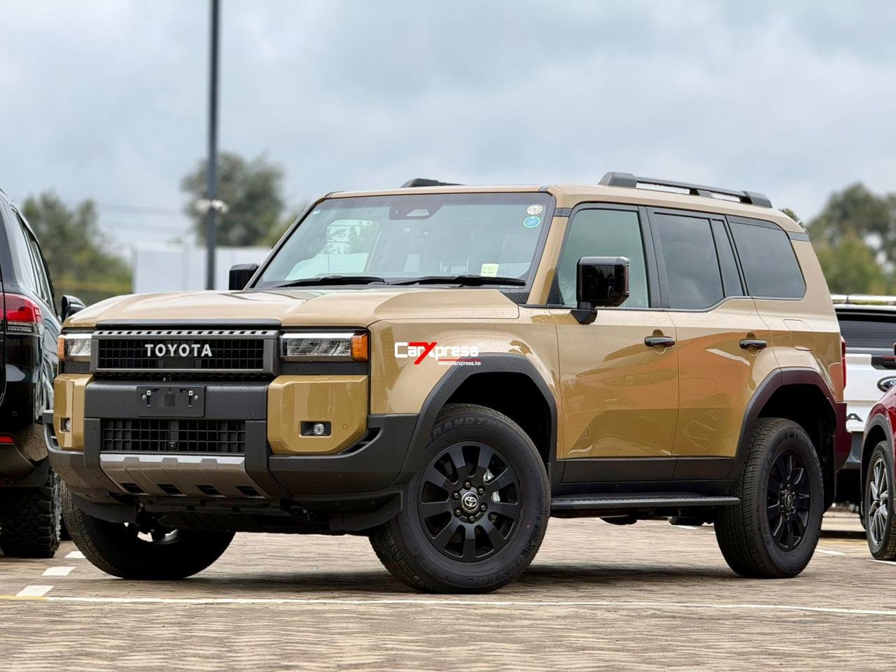 TOYOTA LAND CRUISER PRADO J250 thumbnail 5