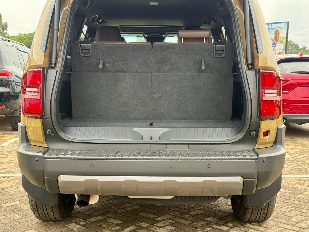 TOYOTA LAND CRUISER PRADO J250 thumbnail 18