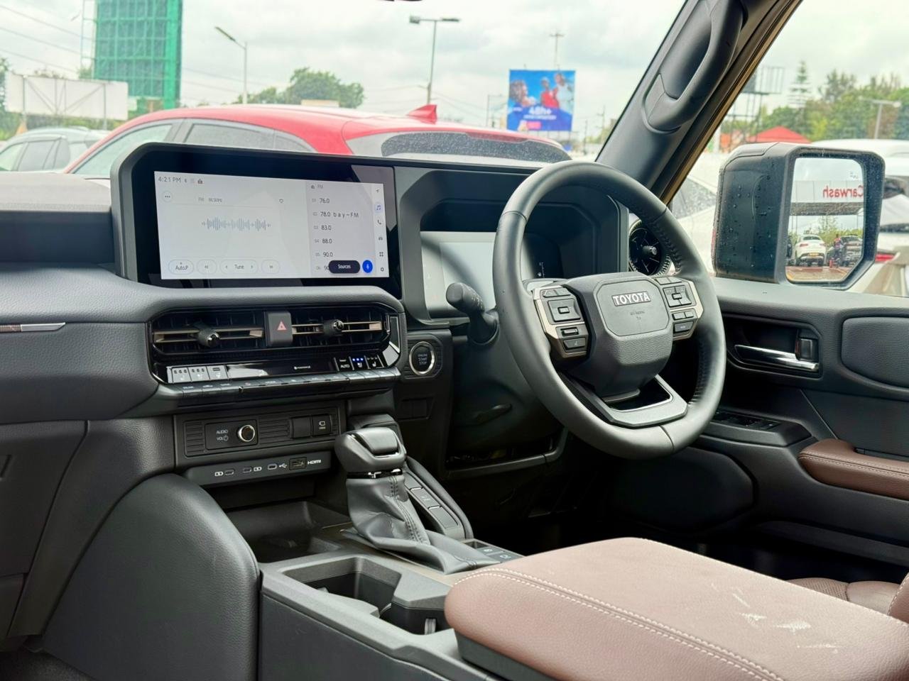 TOYOTA LAND CRUISER PRADO J250 thumbnail 12