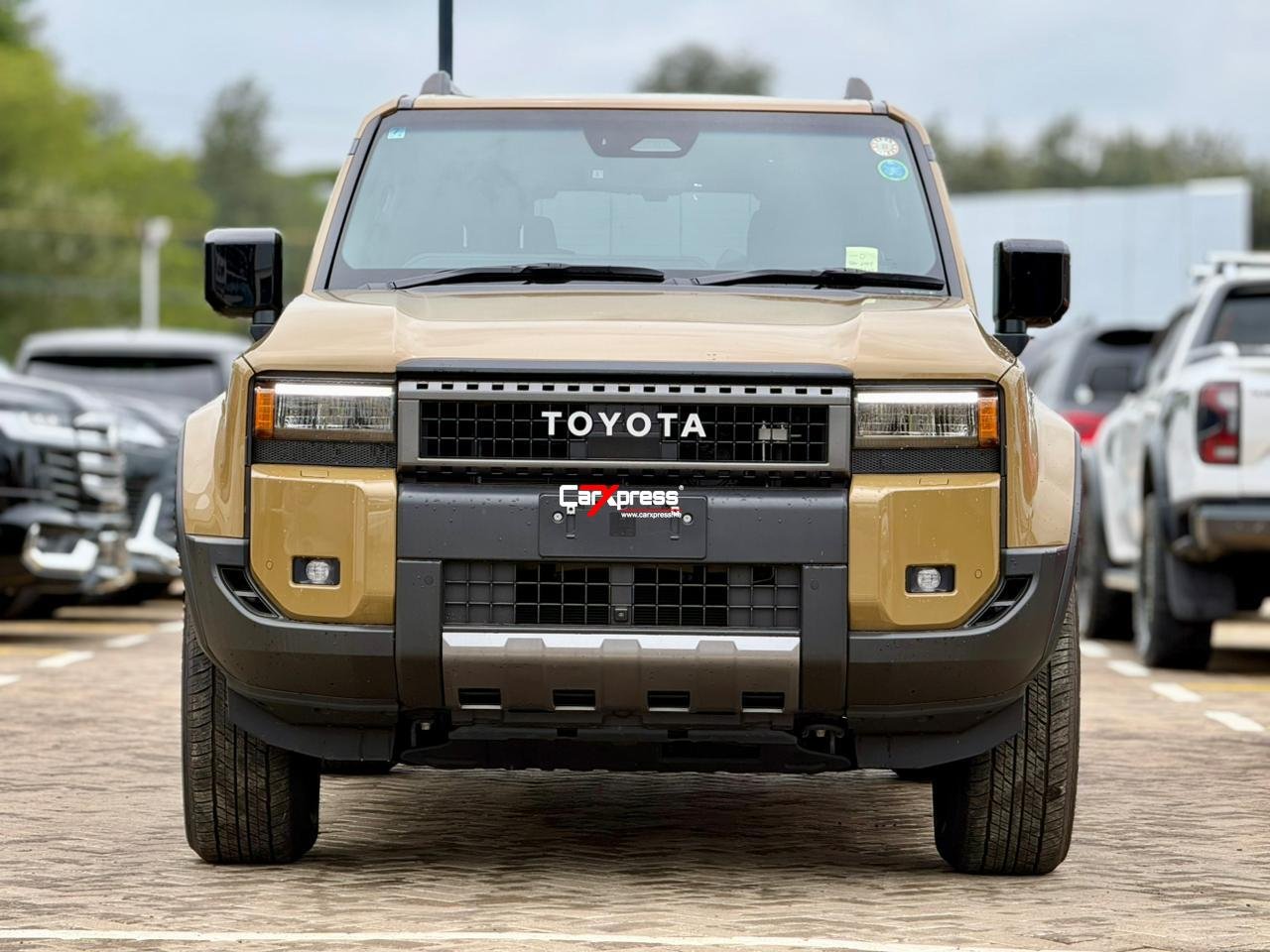 TOYOTA LAND CRUISER PRADO J250 thumbnail 3