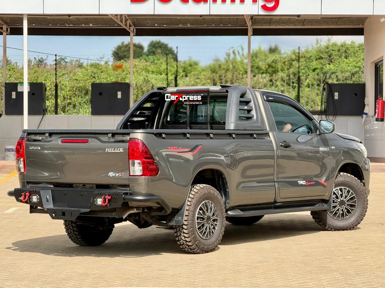 TOYOTA HILUX SINGLE CABIN thumbnail 6