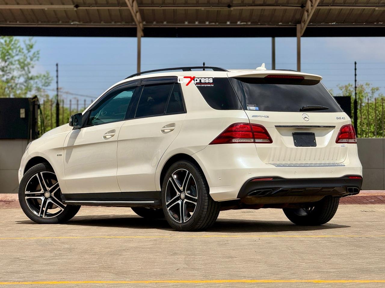 MERCEDES BENZ GLE 43 4MATIC thumbnail 2