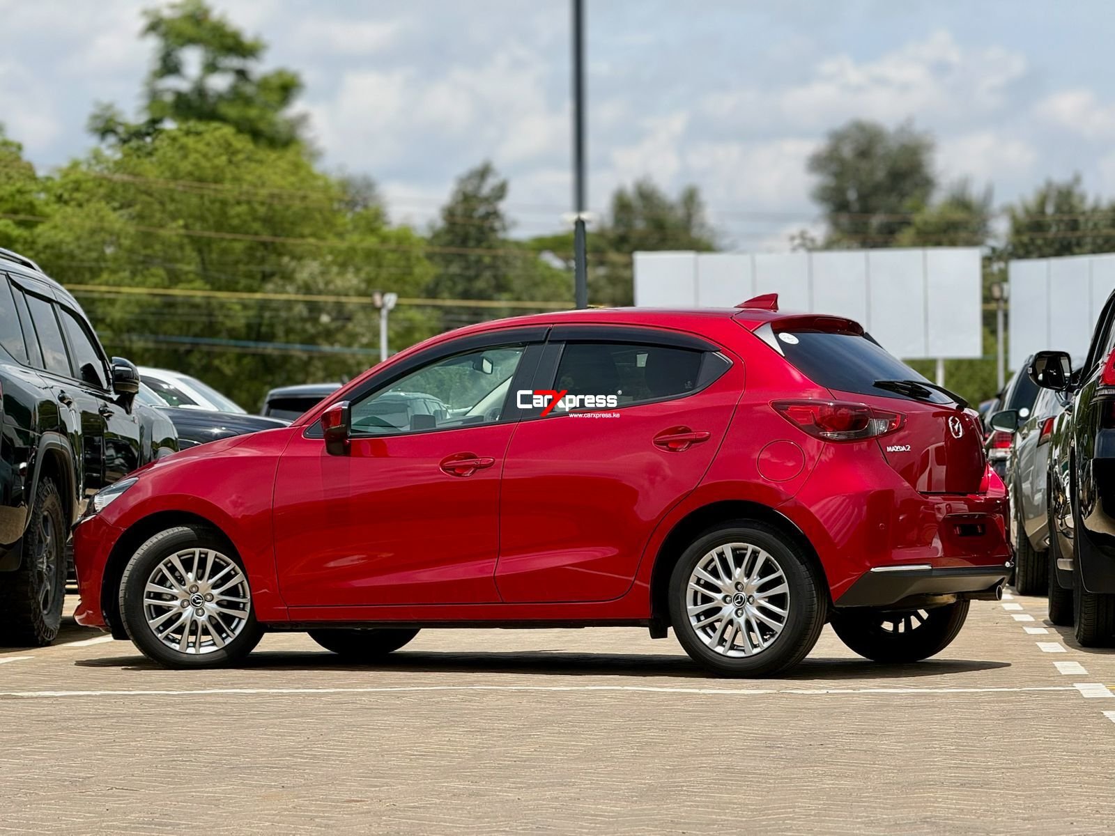 MAZDA 2 SKYACTIV-D thumbnail 6