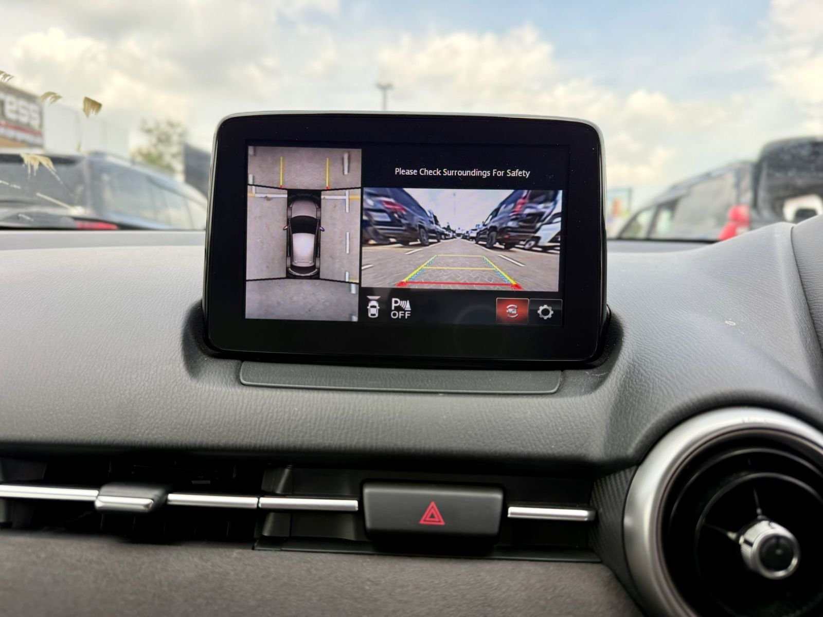 MAZDA 2 SKYACTIV-D thumbnail 11