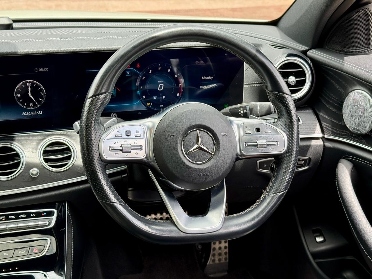 MERCEDES BENZ E250 W213 thumbnail 13