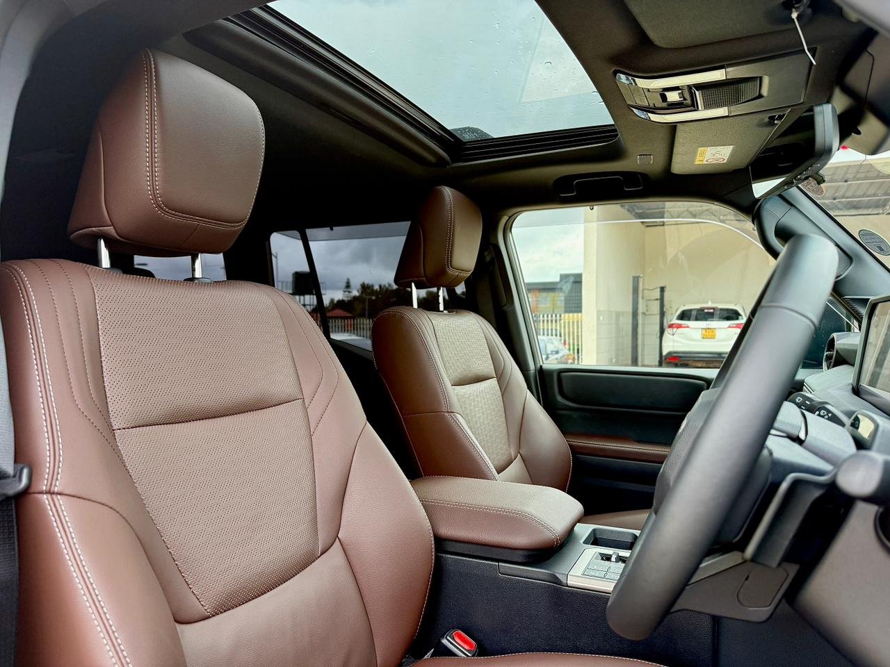 TOYOTA LAND CRUISER PRADO J250 thumbnail 9