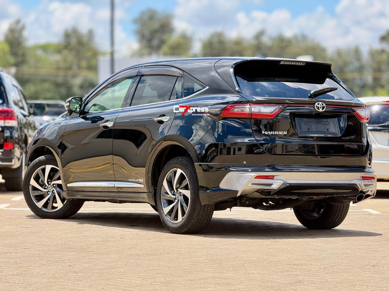 TOYOTA HARRIER TURBOCHARGED thumbnail 2