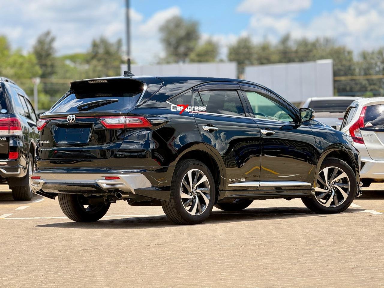 TOYOTA HARRIER TURBOCHARGED thumbnail 6
