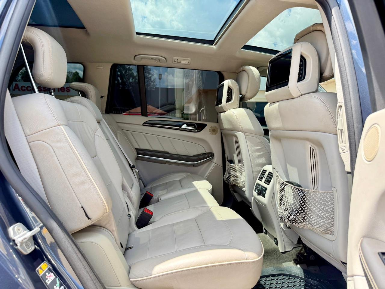 MERCEDES BENZ GLS 500 4MATIC thumbnail 15
