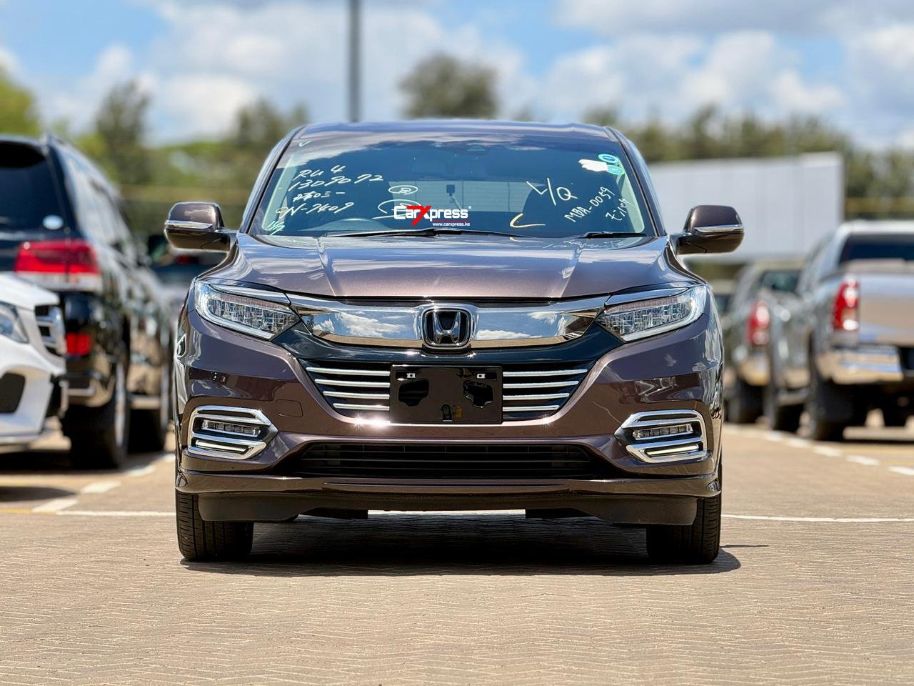 HONDA VEZEL HYBRID RU4 AWD thumbnail 3