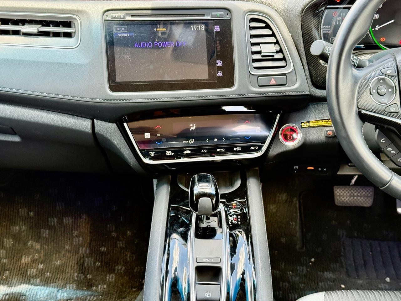 HONDA VEZEL HYBRID RU4 AWD thumbnail 10