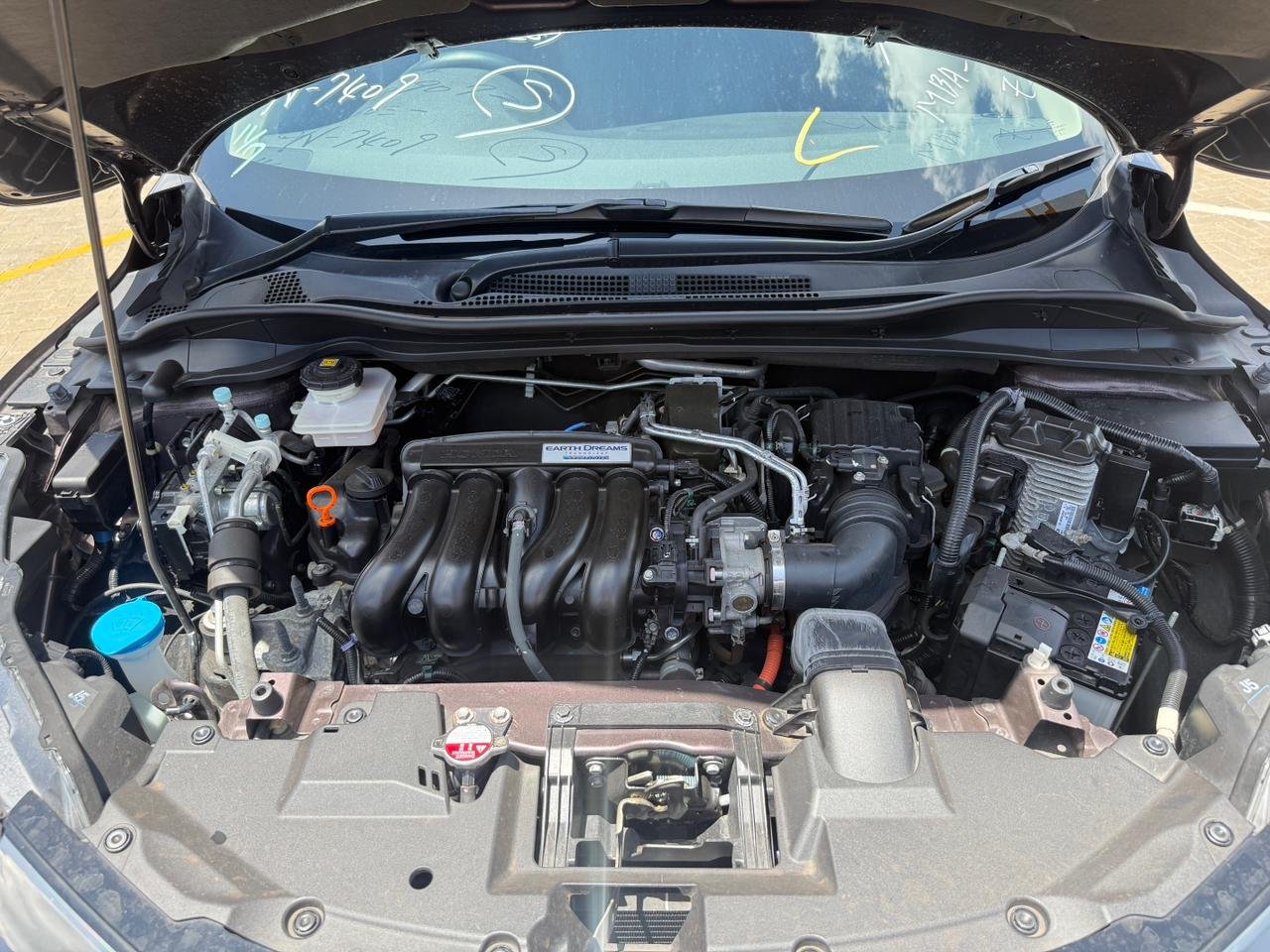 HONDA VEZEL HYBRID RU4 AWD thumbnail 16