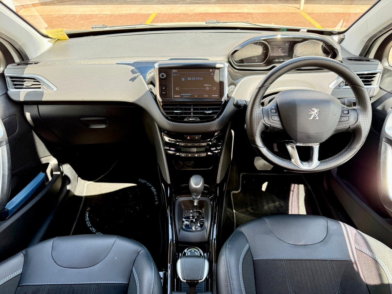 PEUGEOT 2008 CROSSWAY EDITION thumbnail 9
