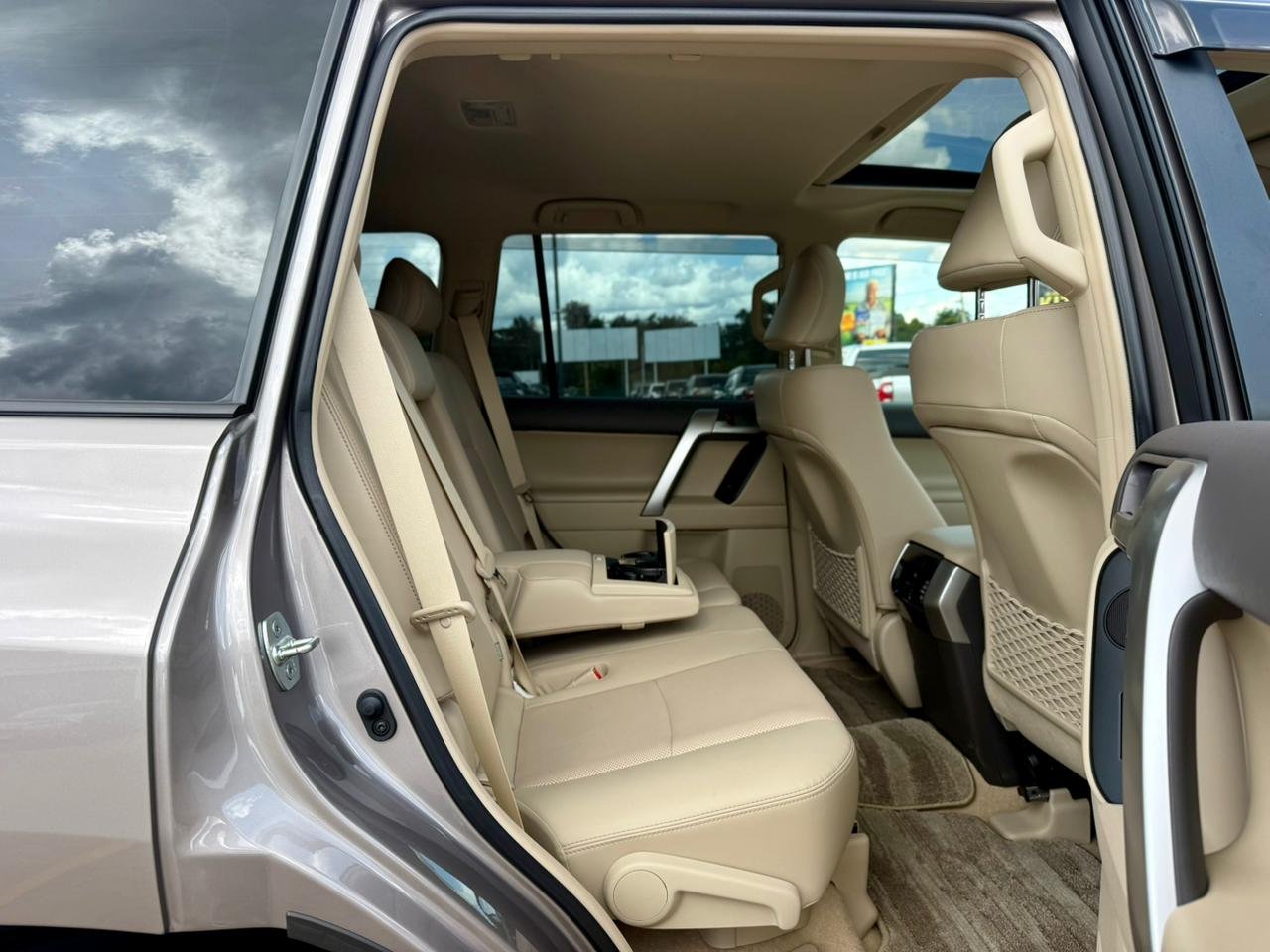 TOYOTA LAND CRUISER PRADO TXL thumbnail 14
