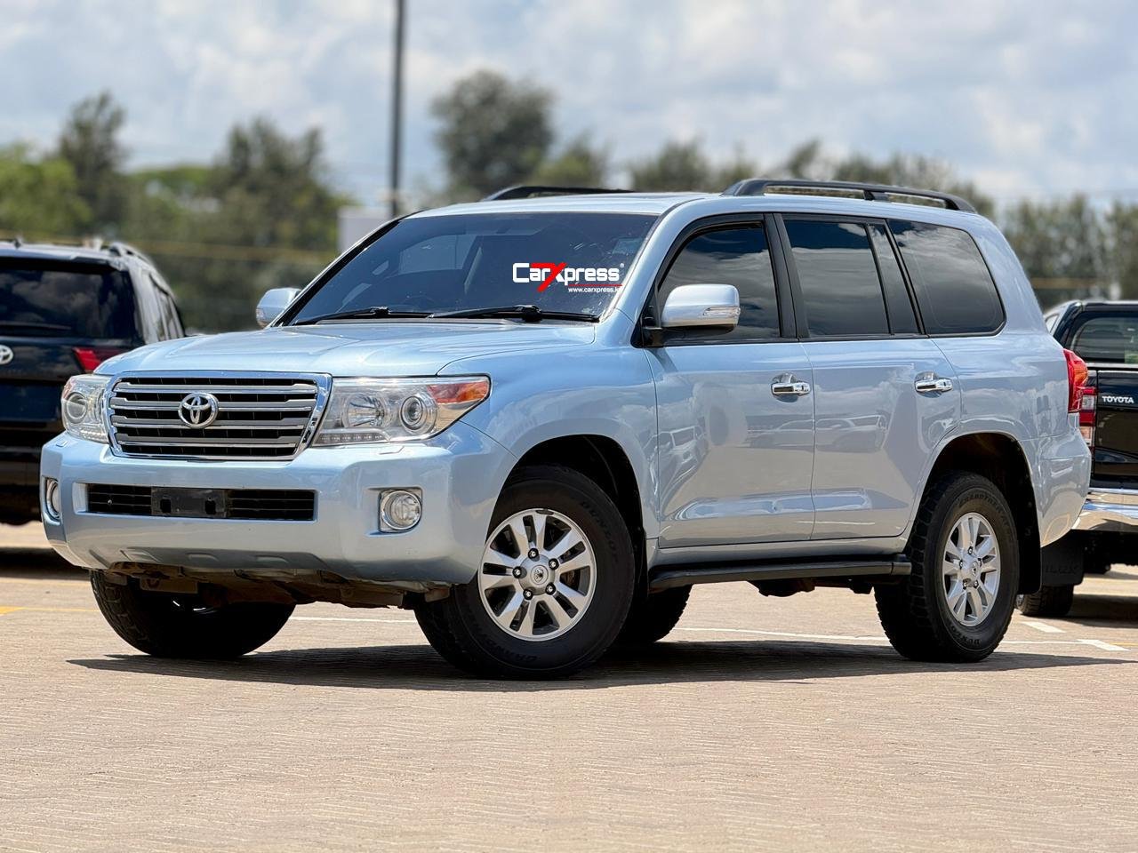 TOYOTA LANDCRUISER VX V8 thumbnail 5