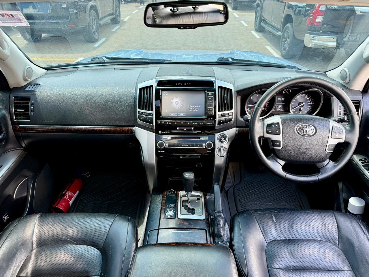 TOYOTA LANDCRUISER VX V8 thumbnail 9