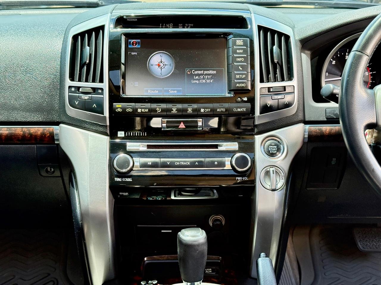 TOYOTA LANDCRUISER VX V8 thumbnail 10