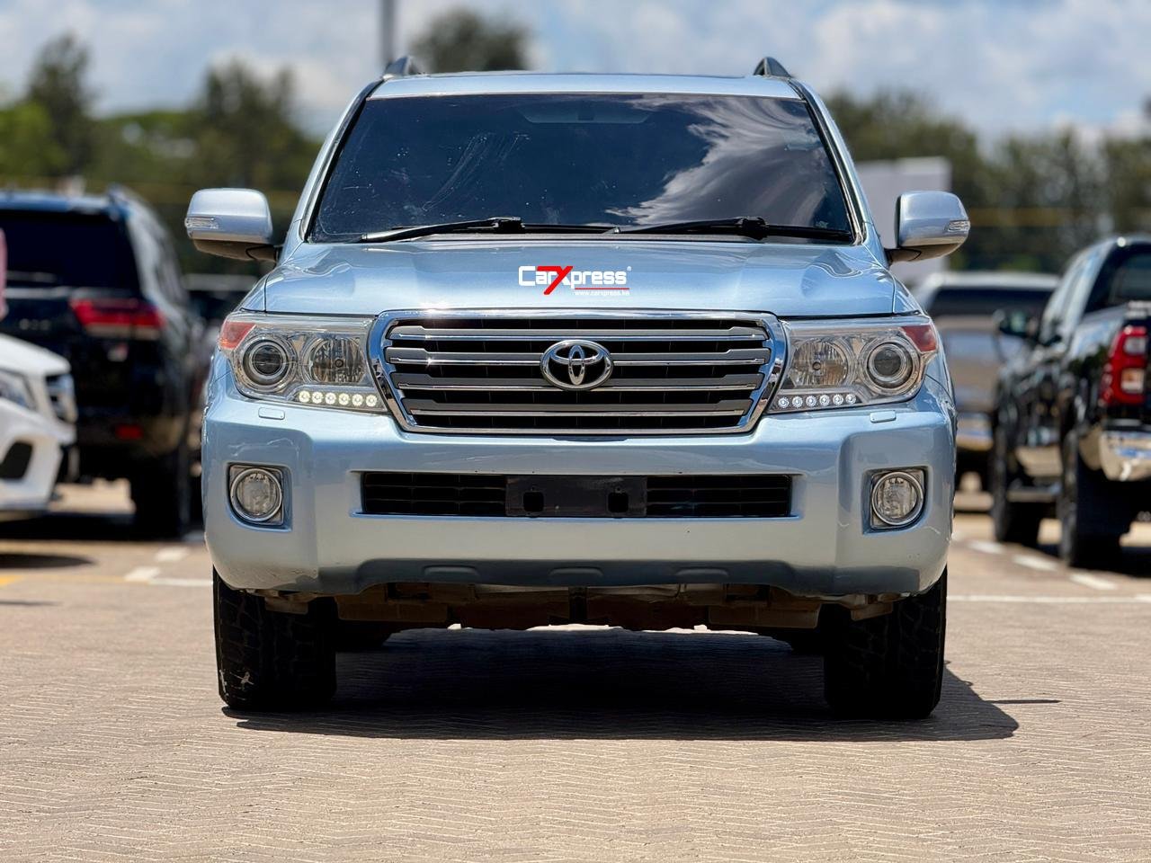 TOYOTA LANDCRUISER VX V8 thumbnail 3