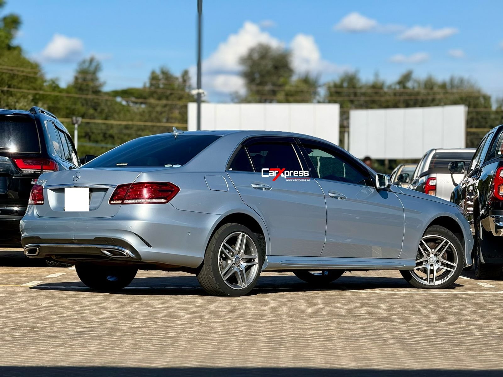 MERCEDES BENZ E250 thumbnail 2