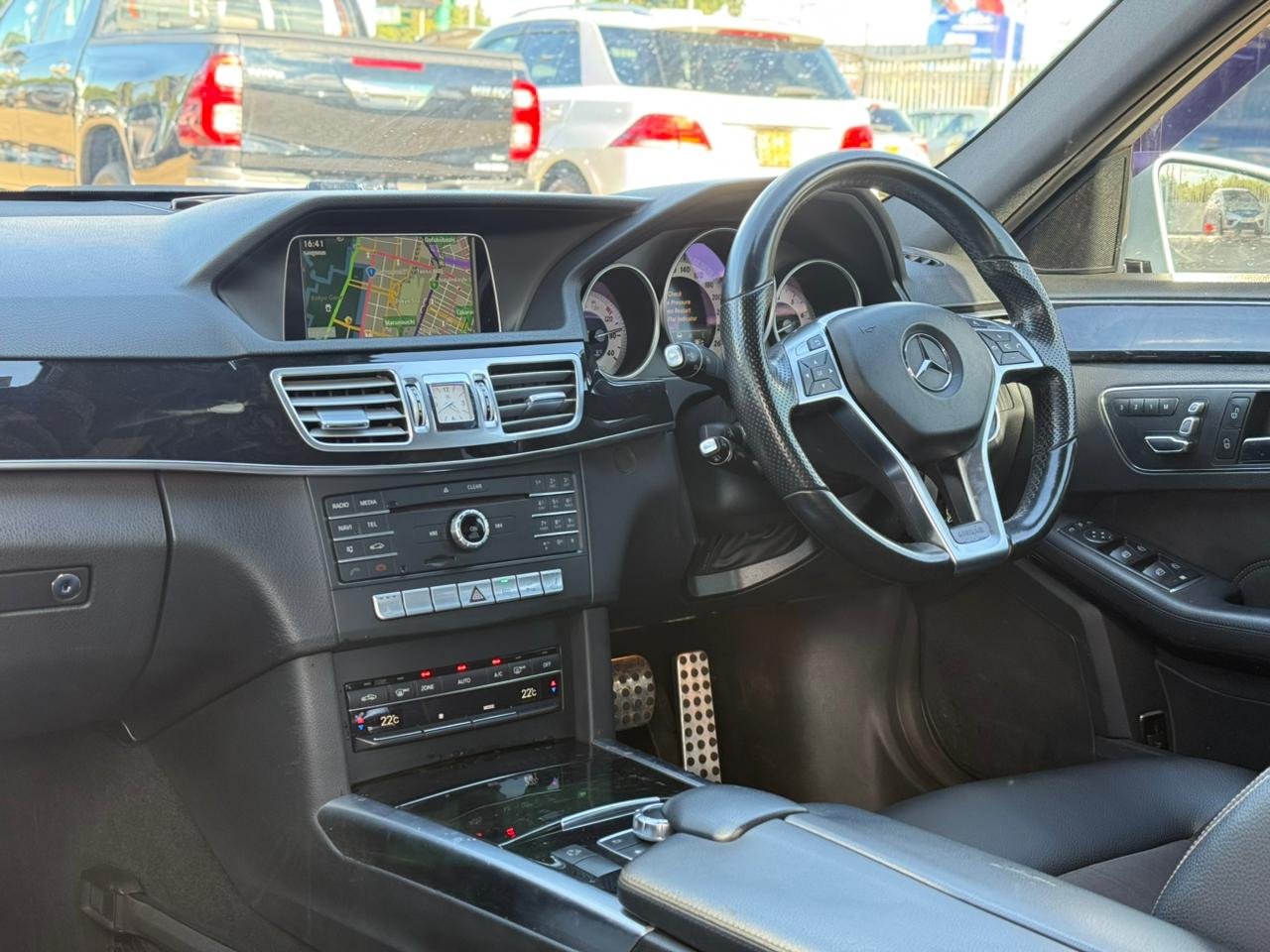 MERCEDES BENZ E250 thumbnail 11