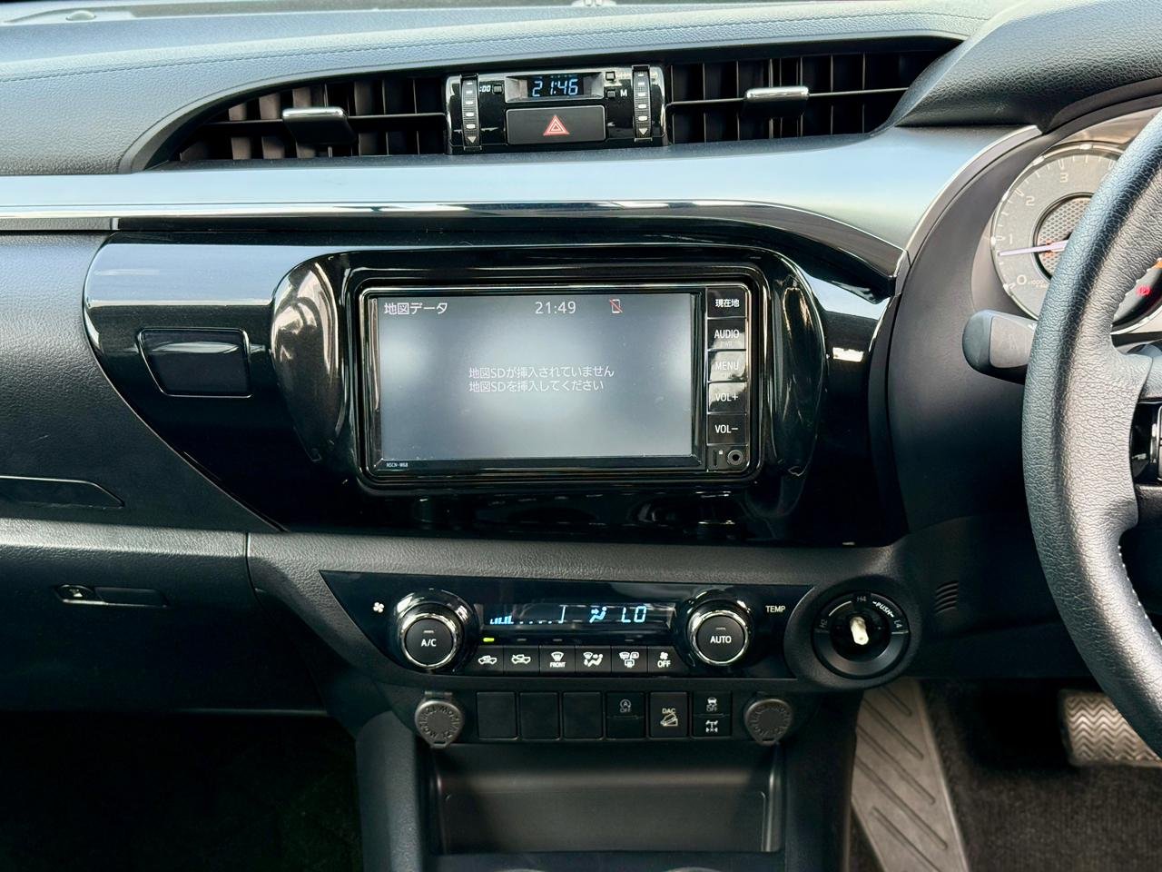 TOYOTA HILUX DOUBLE CAB thumbnail 10