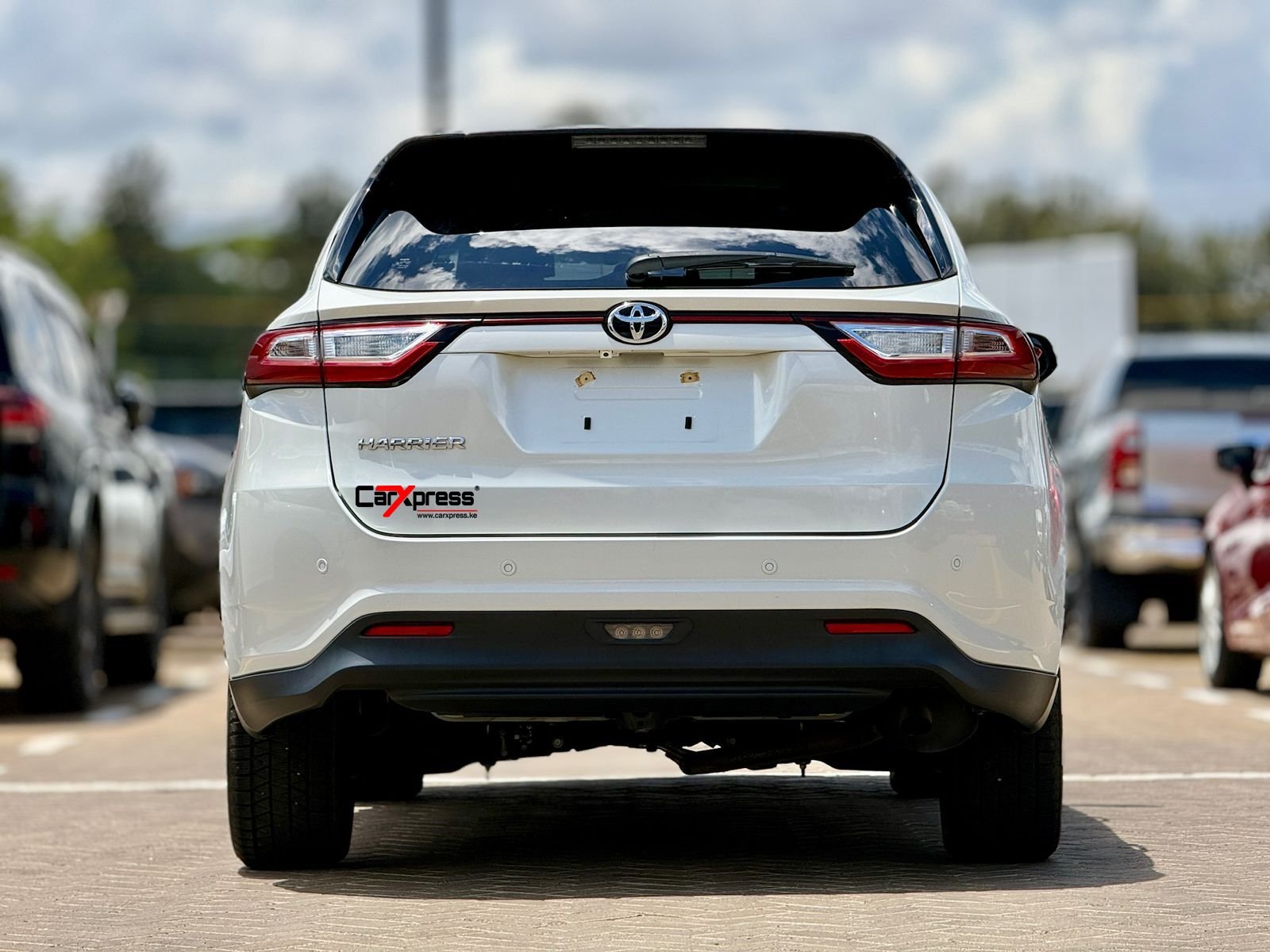 TOYOTA HARRIER ZSU65 thumbnail 4