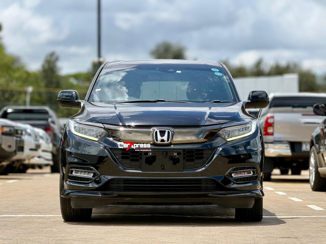 HONDA VEZEL RS HYBRID RU3 thumbnail 3