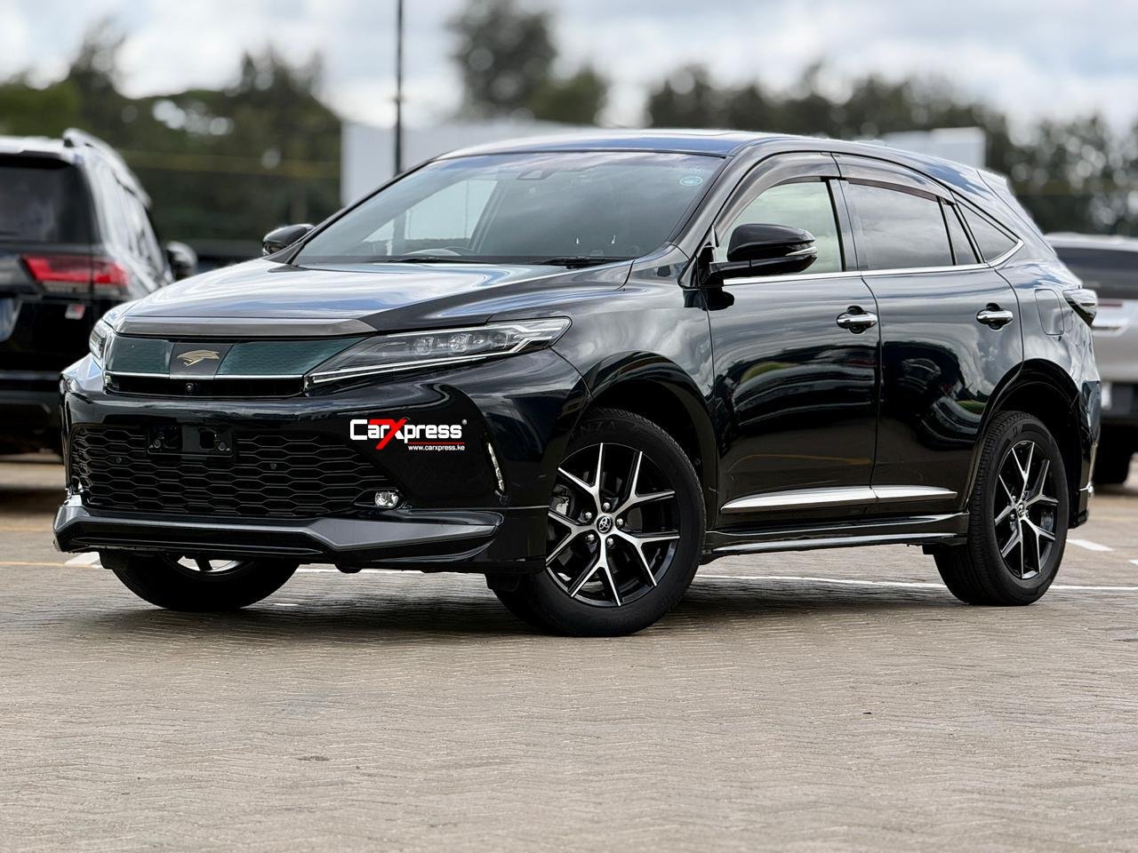 TOYOTA HARRIER TURBOCHARGED thumbnail 5