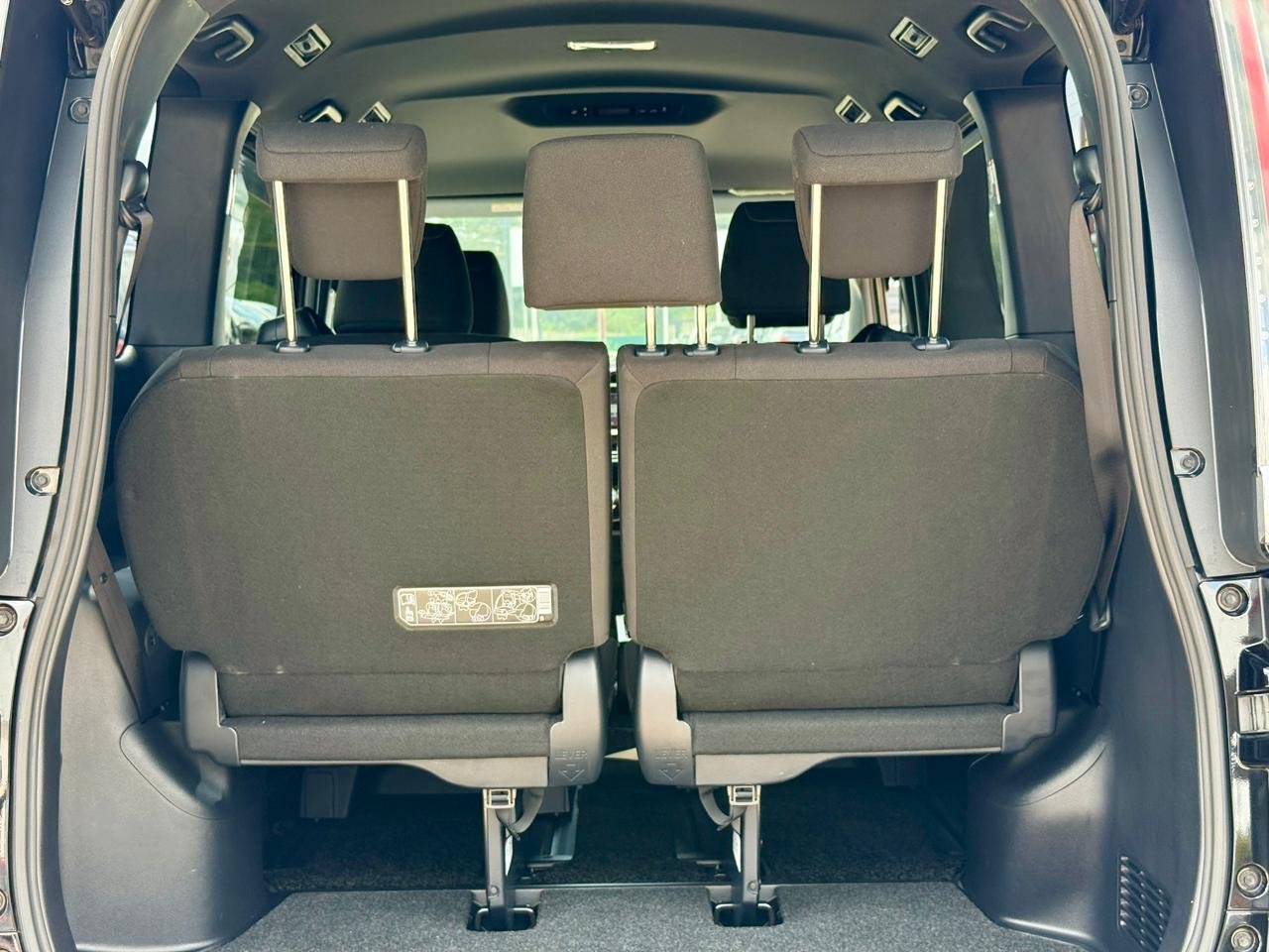 TOYOTA ESQUIRE thumbnail 17