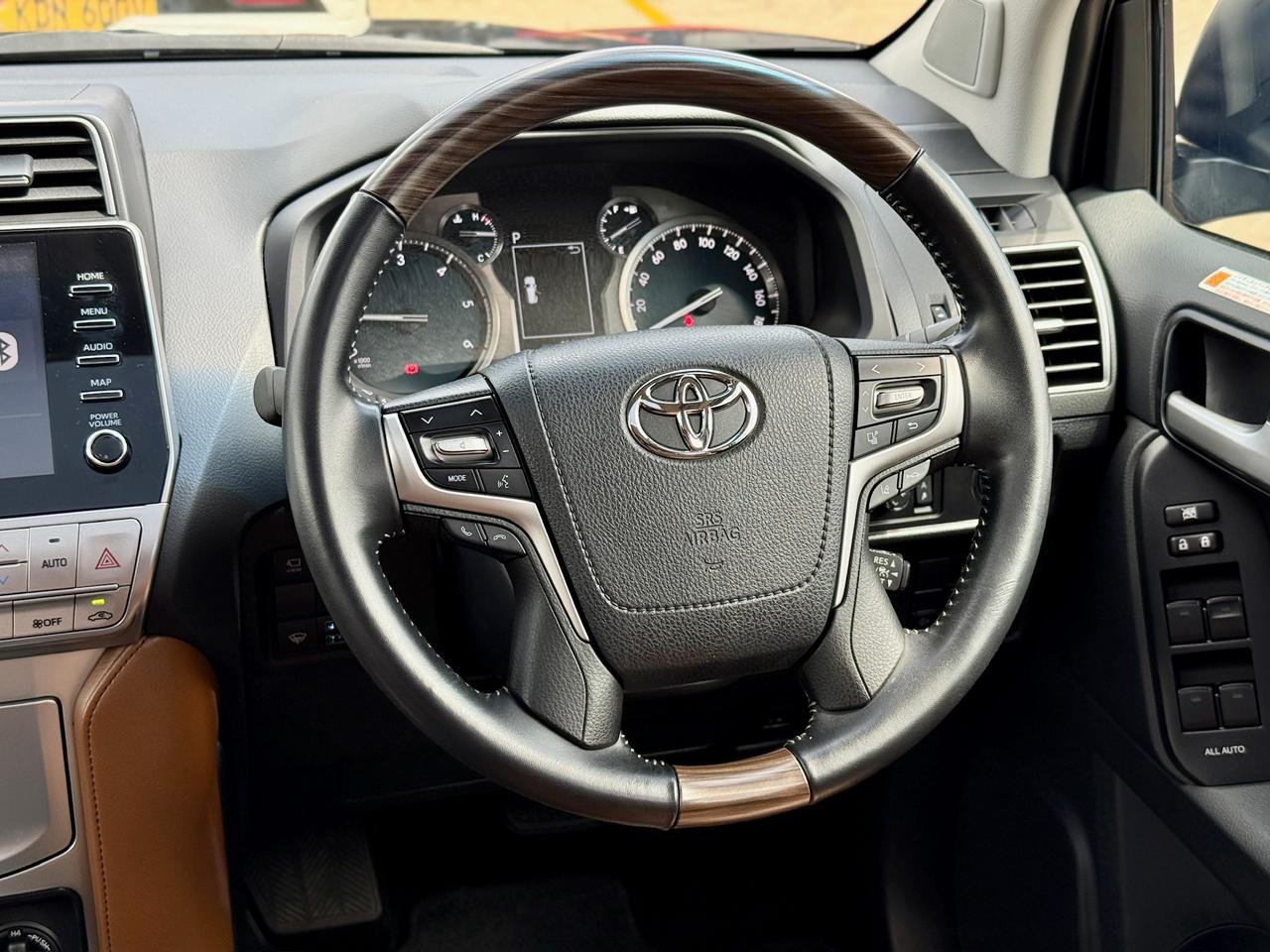 TOYOTA LAND CRUISER PRADO TXL MATT BLACK EDITION thumbnail 12