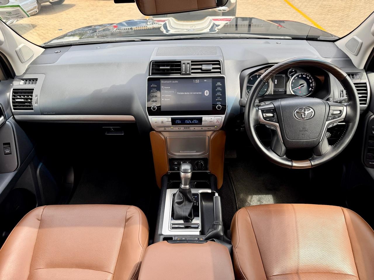 TOYOTA LAND CRUISER PRADO TXL MATT BLACK EDITION thumbnail 9