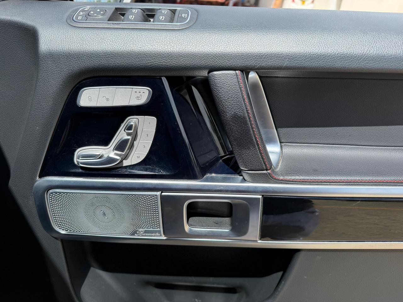 MERCEDES BENZ G350d G-WAGON thumbnail 13
