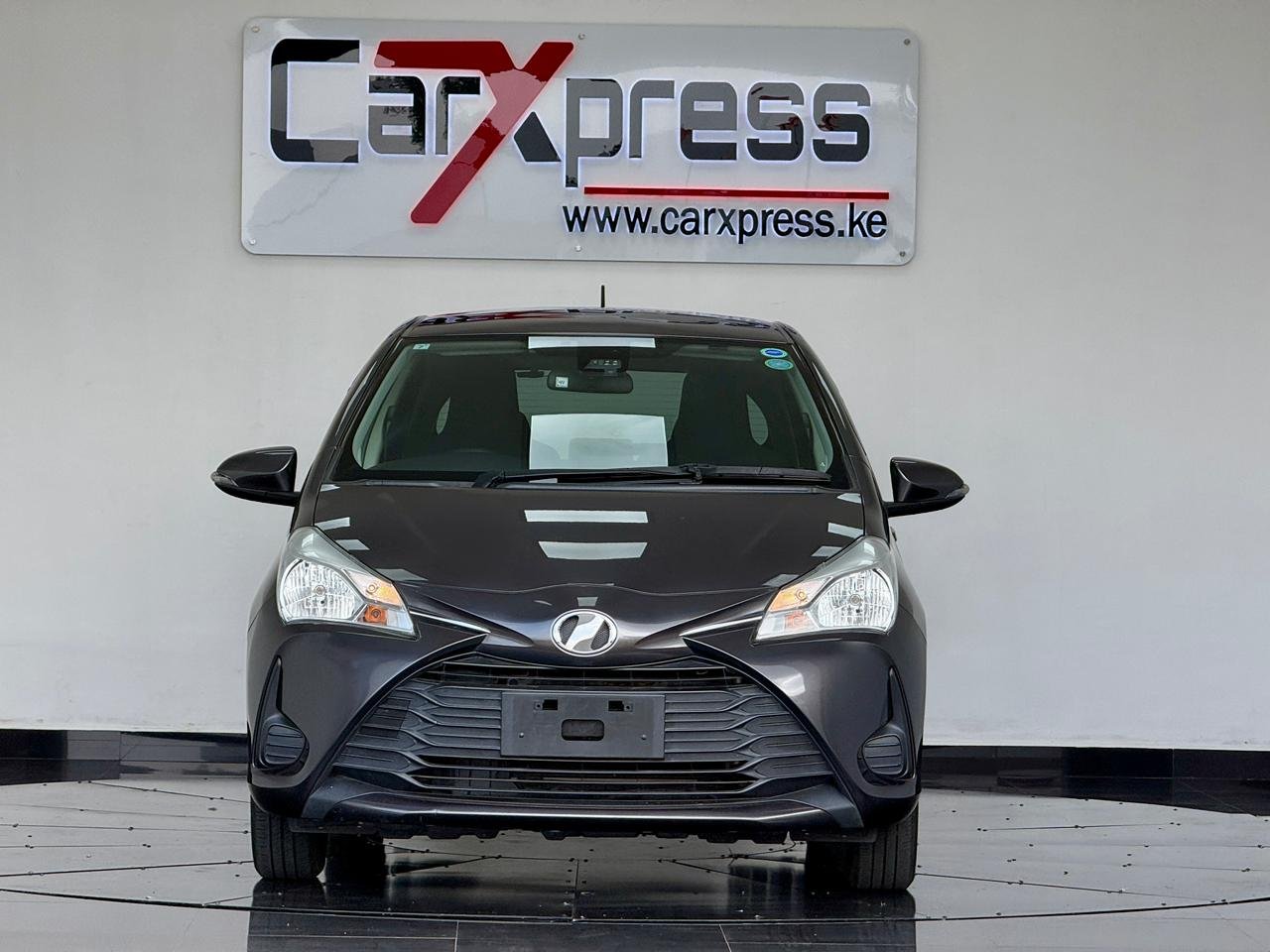 TOYOTA VITZ thumbnail 3