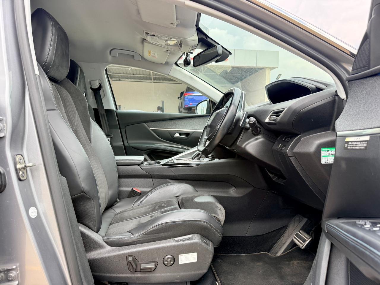 PEUGEOT 5008 CROSSCITY EDITION thumbnail 8