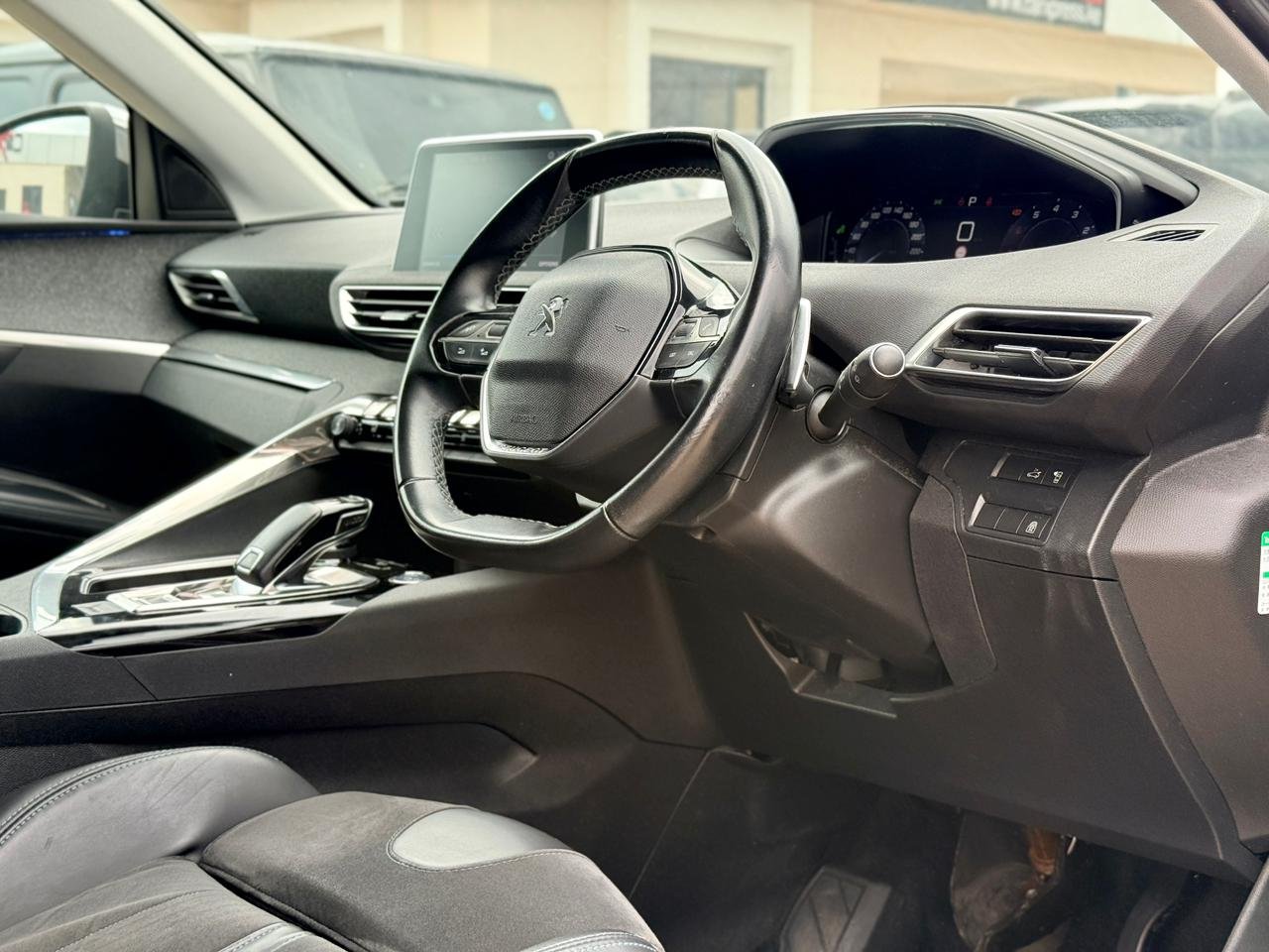 PEUGEOT 5008 CROSSCITY EDITION thumbnail 17