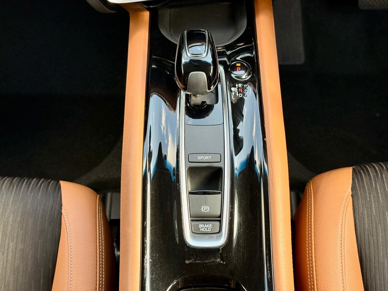 HONDA VEZEL HYBRID RU3 thumbnail 11