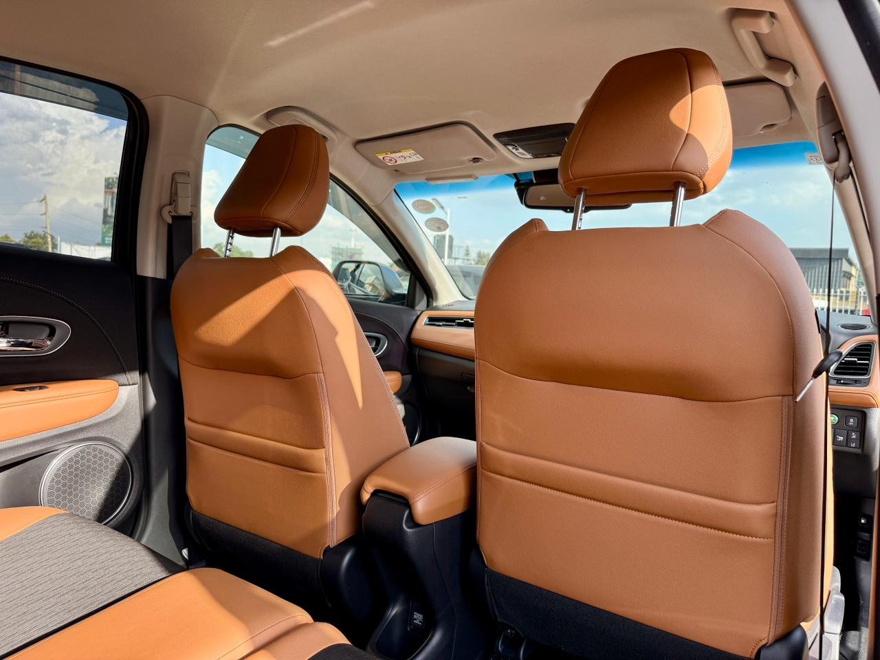 HONDA VEZEL HYBRID RU3 thumbnail 16