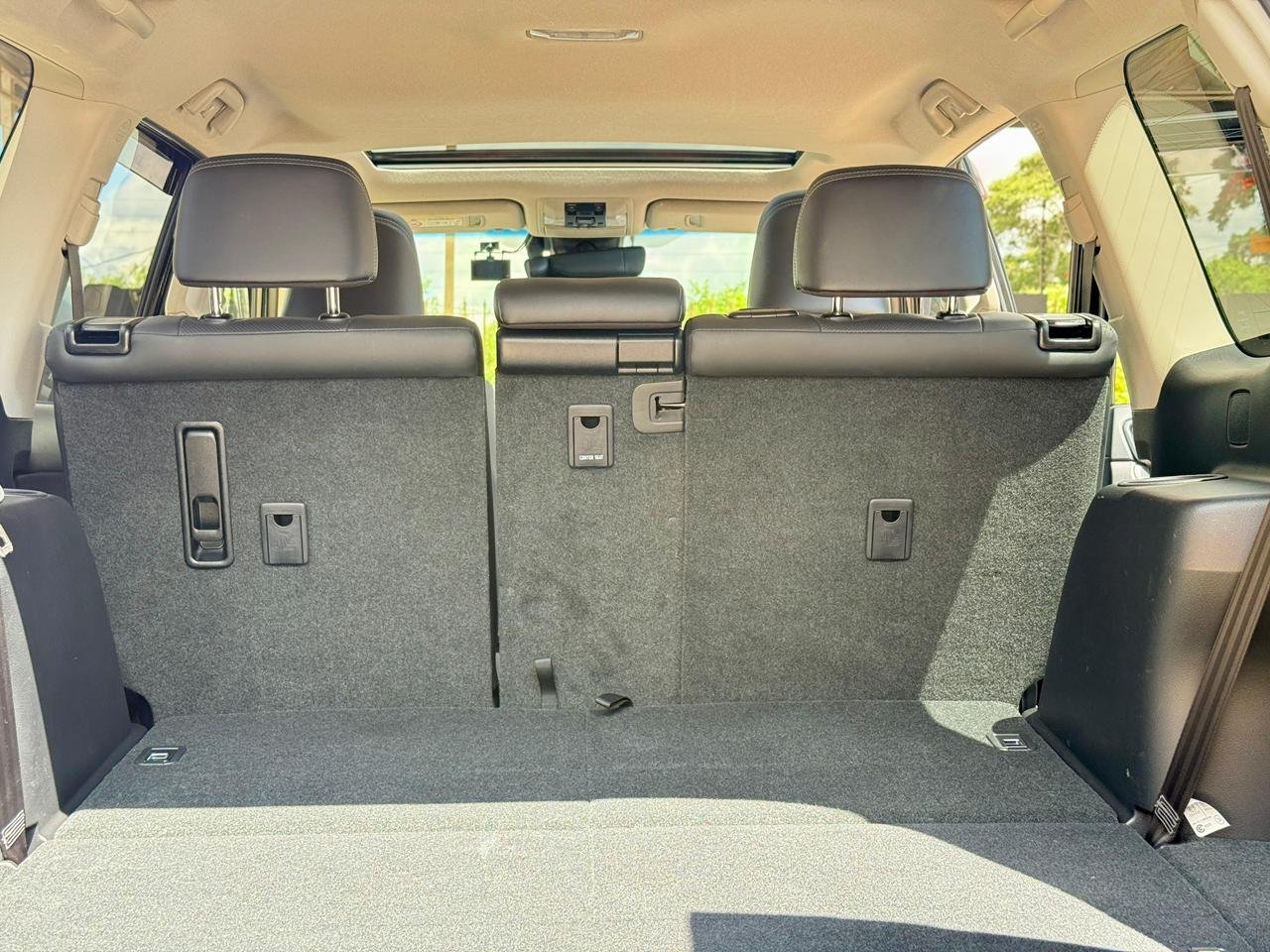 TOYOTA LAND CRUISER PRADO TXL thumbnail 17