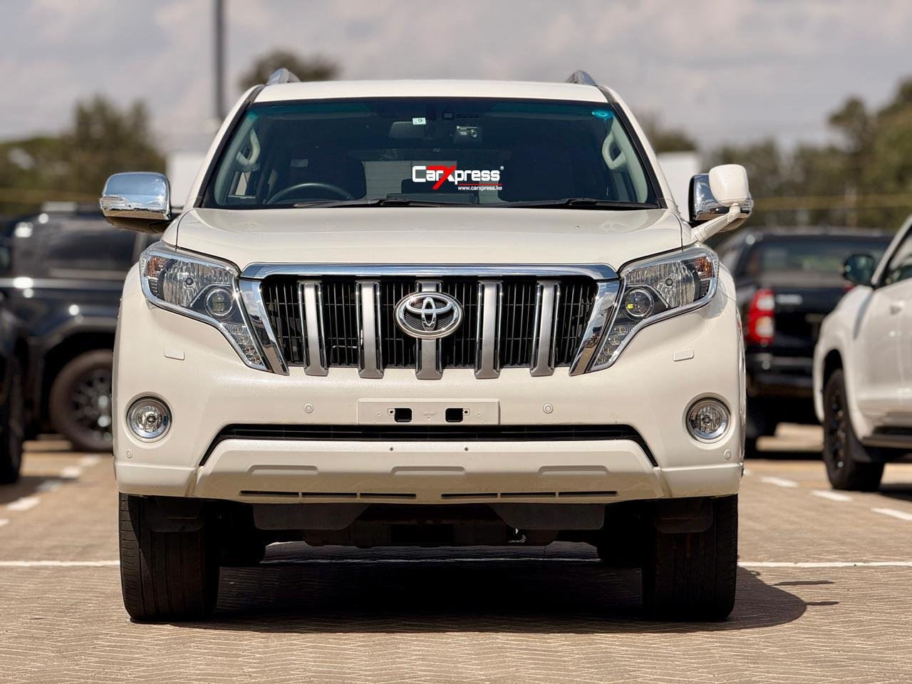 TOYOTA LAND CRUISER PRADO TX thumbnail 3