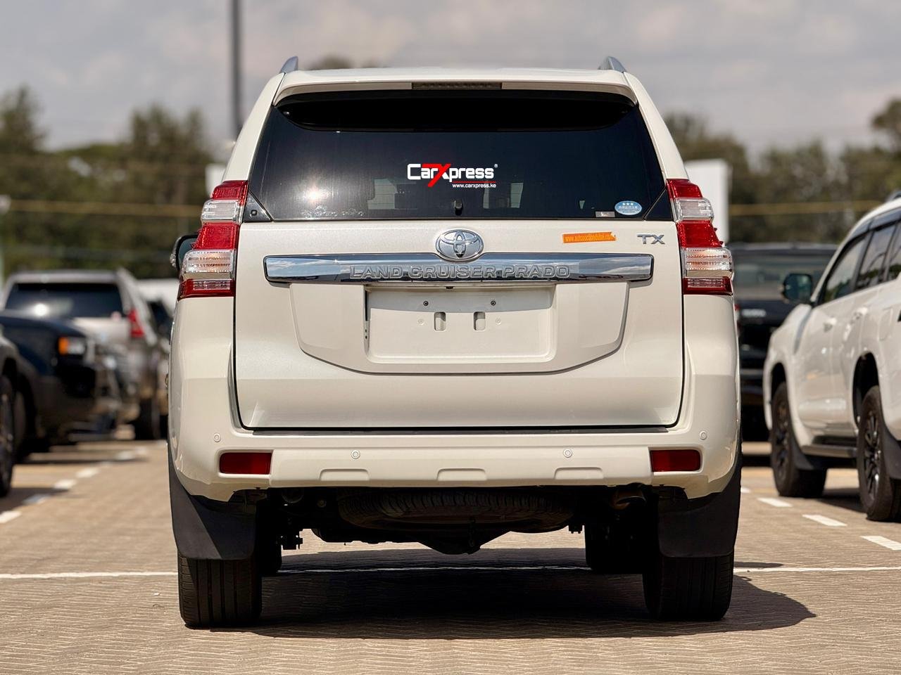 TOYOTA LAND CRUISER PRADO TX thumbnail 4
