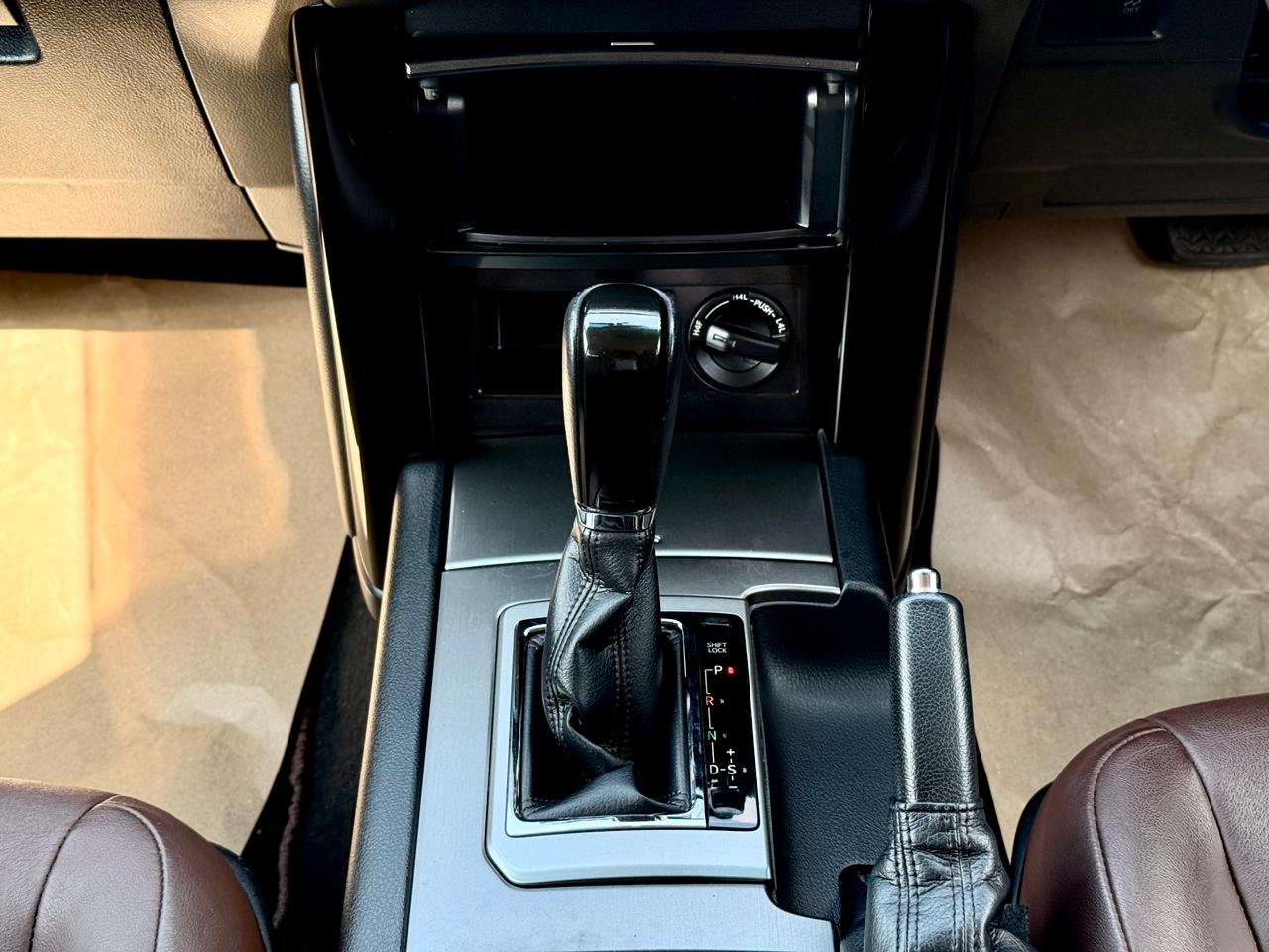 TOYOTA LAND CRUISER PRADO TX thumbnail 11