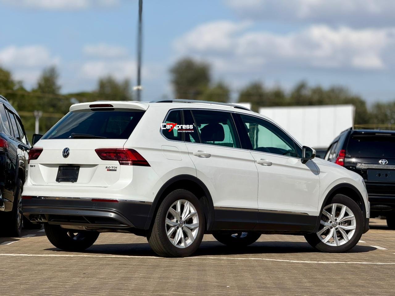 VOLKSWAGEN TIGUAN TDI 4MOTION thumbnail 6